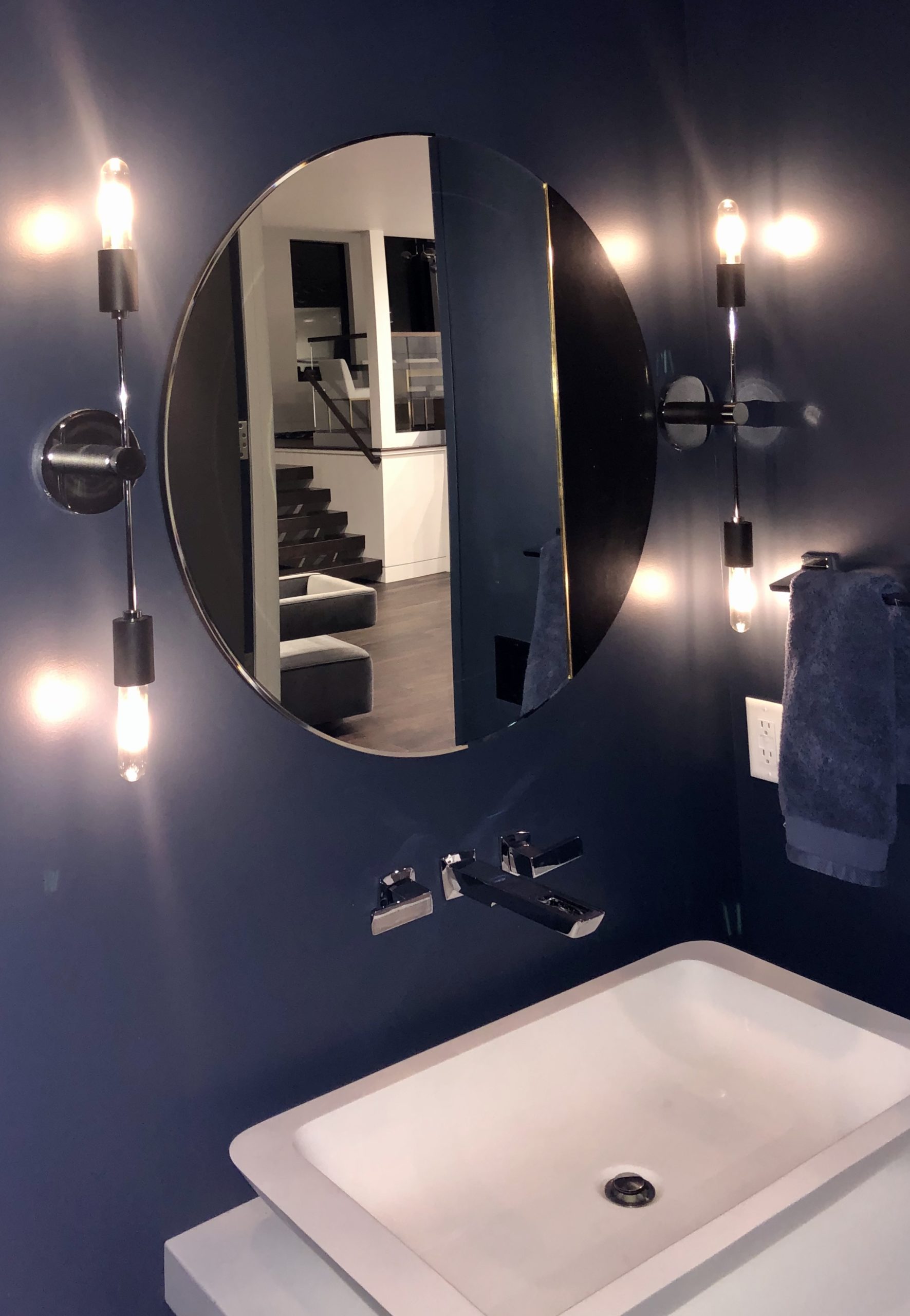Patel powder room 2